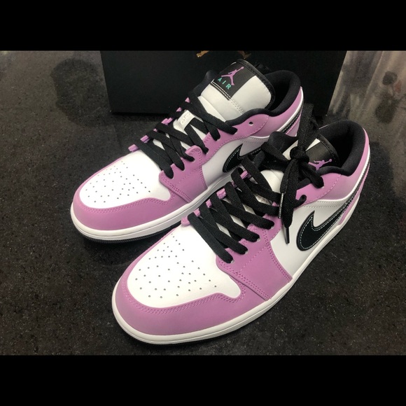 Sz various Air Jordan 1s lows purple Nwb - Picture 4 of 7